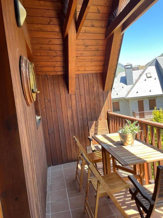 Apartamento Pico De Alba Benasque Luaran gambar