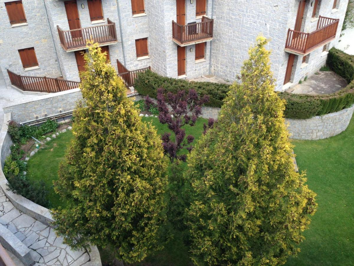 Apartamento Pico De Alba Benasque Luaran gambar